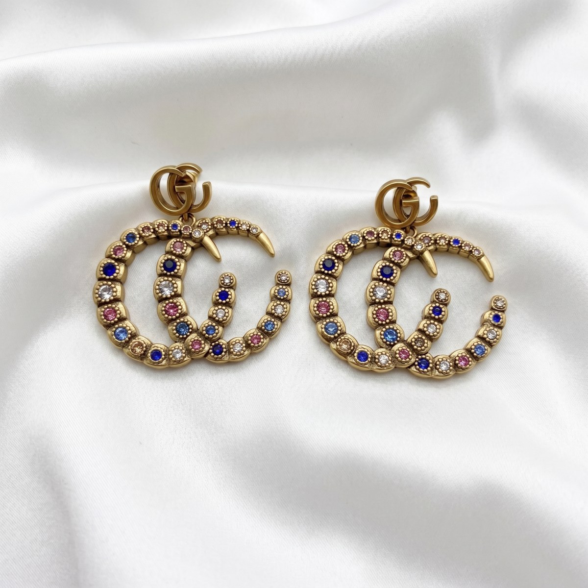 Letter G Luxury Retro Colored Diamond High-end Design Stud Earrings image 3